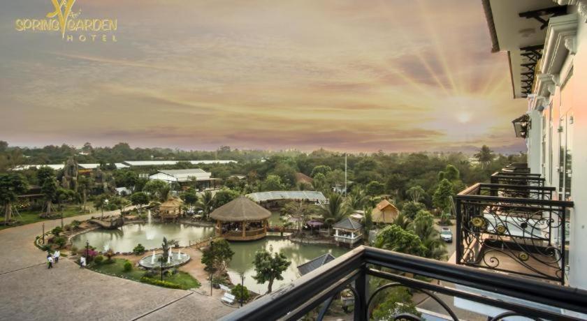 Spring Garden Hotel Lk Long Khanh Exterior foto